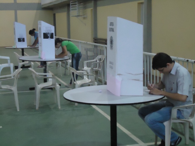 Cabine de votação para cada segmento